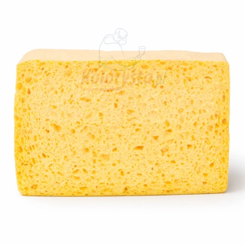 Gąbka wiskozowa – porowata, żółta gąbka do czyszczenia z lekkim cieniem na białym tle