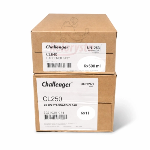 Zestaw dwóch kartonów Challenger  - CL640 Hardener Fast i CL250 2K HS Standard Clear na białym tle